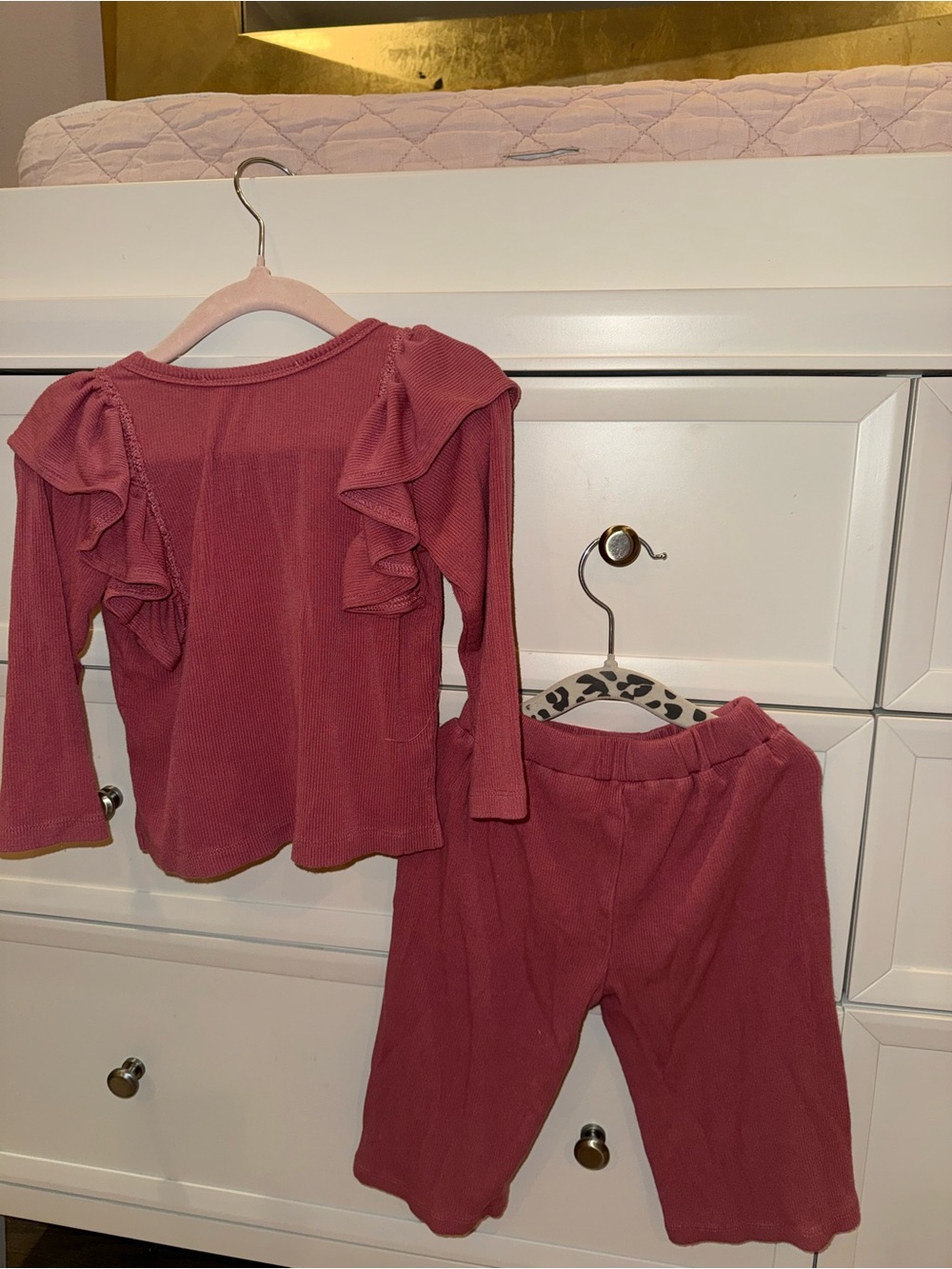 Rust Colored Ribbed Ruffle Top & Stretch Elastic Pant Fall Winter 18 Month Set - Picture 4 of 4